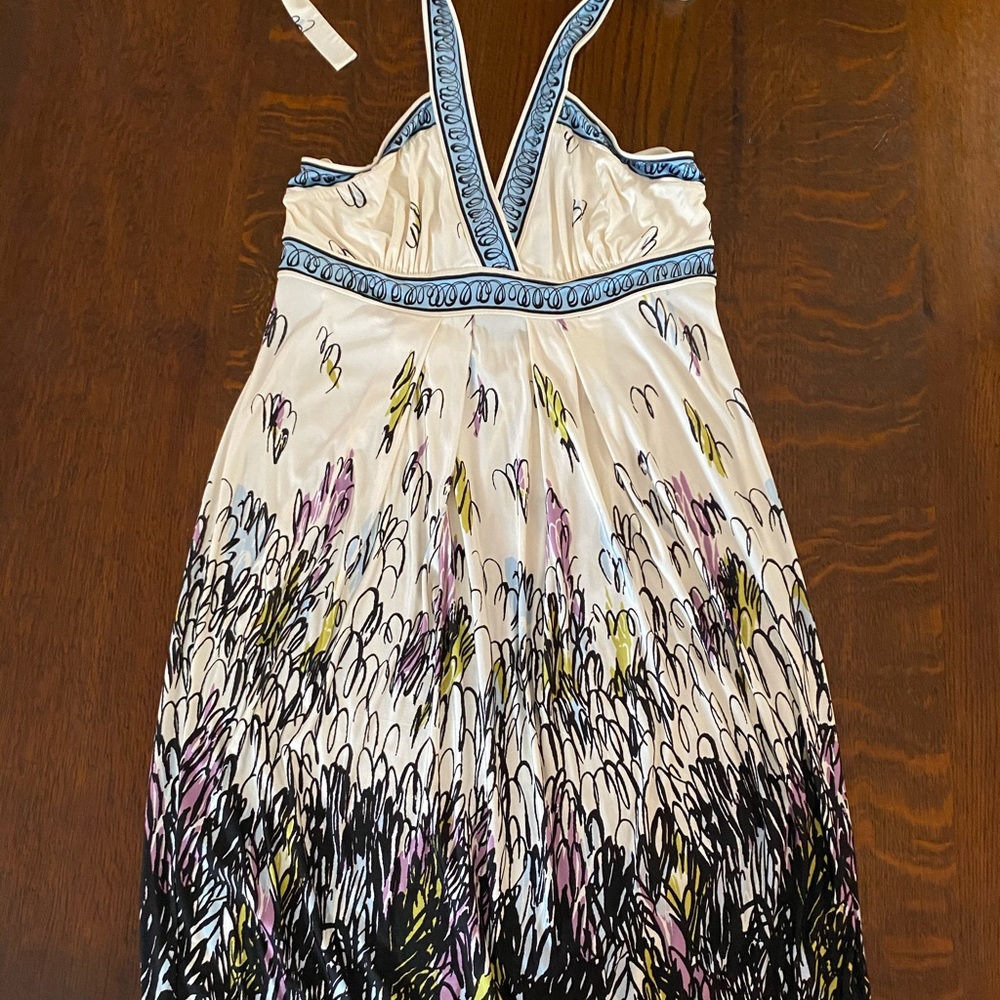 BCBG MAXAZRIA HALTER DRESS SIZE medium. - Picture 5 of 8